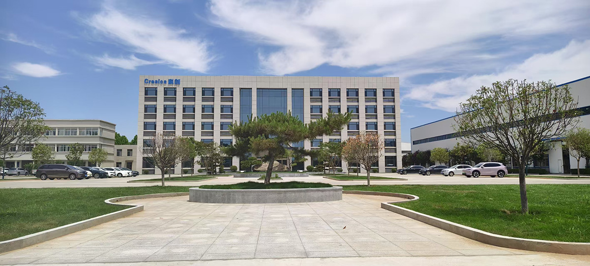 Máy xúc đá dỡ tải bên hiệu quả.jpg Máy xúc đá dỡ tải bên hiệu quả.jpg