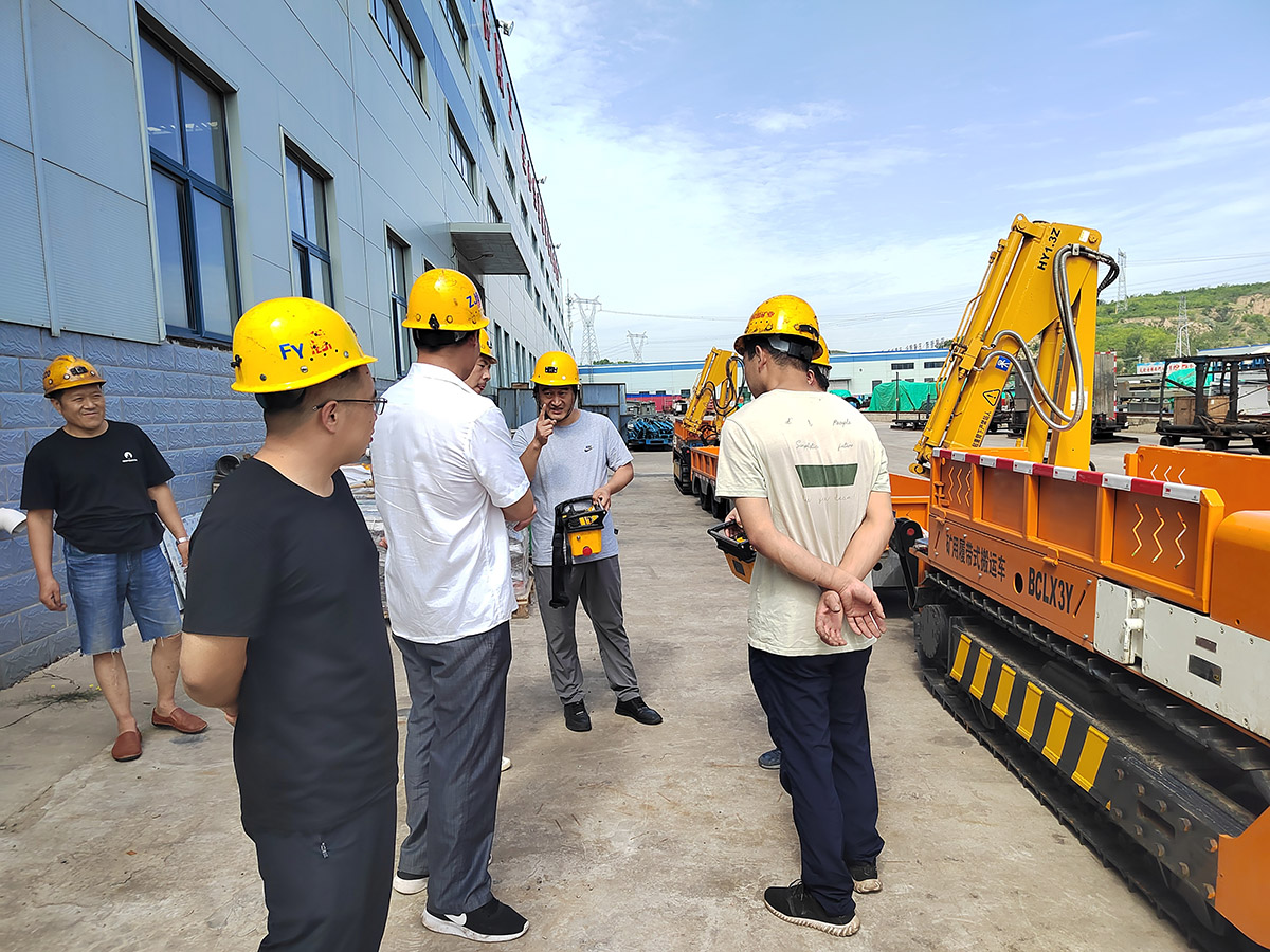 transporteur souterrain à chenilles