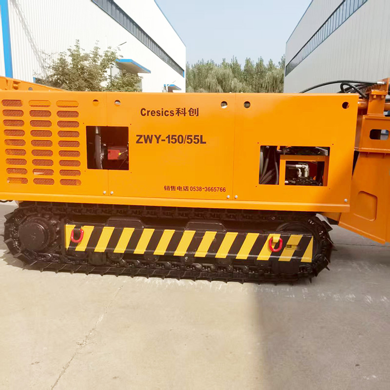 Máy xúc lật bánh xích nhỏ